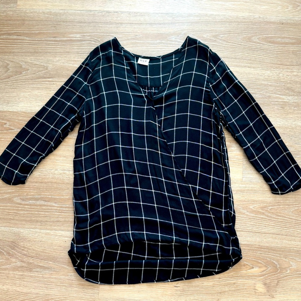 Super Cute Black Long Blouse with White Checkers Size S